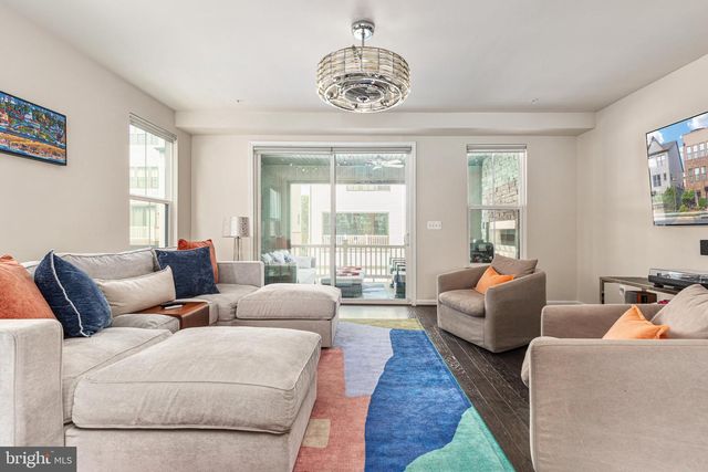 22318 TEES TER, Ashburn, VA 20148