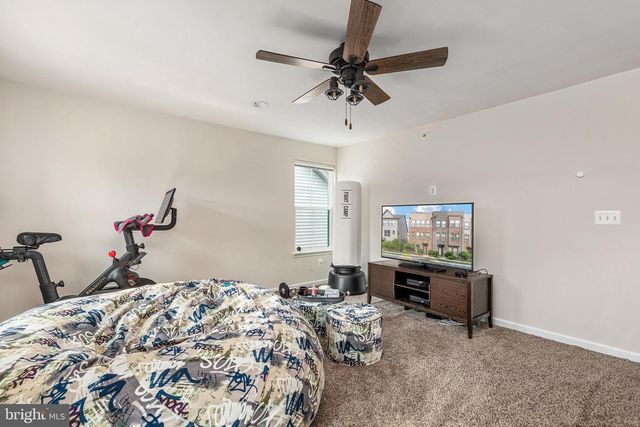 22318 TEES TER, Ashburn, VA 20148