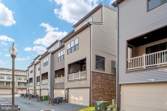 22318 TEES TER, Ashburn, VA 20148