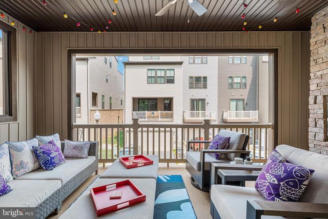 22318 TEES TER, Ashburn, VA 20148