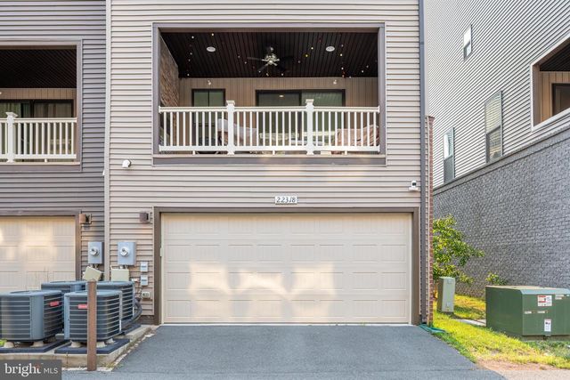 22318 TEES TER, Ashburn, VA 20148