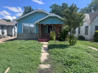 1751 W KINGS HWY, San Antonio, TX 78201