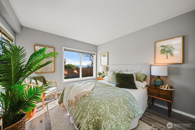 1354 32nd Avenue S, Seattle, WA 98144