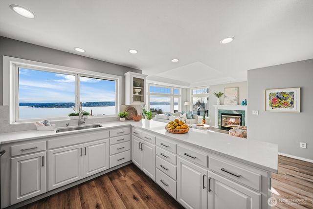 1354 32nd Avenue S, Seattle, WA 98144