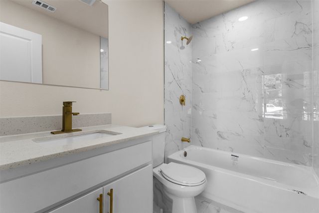 2816 Barnes Bridge Road, Dallas, TX 75228