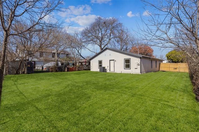 2816 Barnes Bridge Road, Dallas, TX 75228