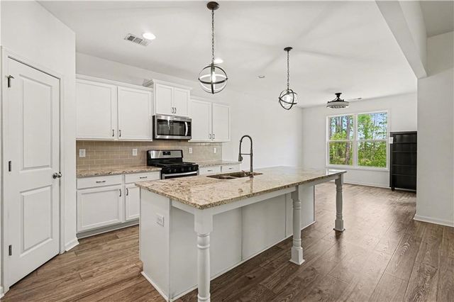 2304 Margaux Court, Monroe, GA 30656