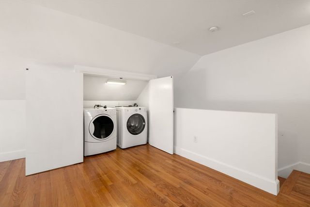 215 Ash St 3, Waltham, MA 02453