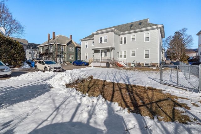 215 Ash St 3, Waltham, MA 02453