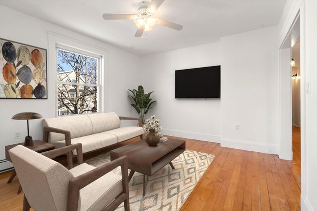 215 Ash St 3, Waltham, MA 02453