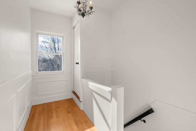 215 Ash St 3, Waltham, MA 02453