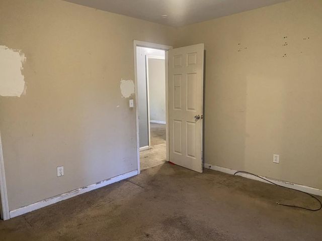 2152 Cedar Creek Lane, Lithia Springs, GA 30122