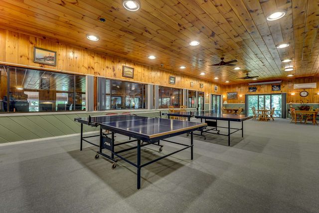 4F Seasons at Attitash Road, Bartlett, NH 03812