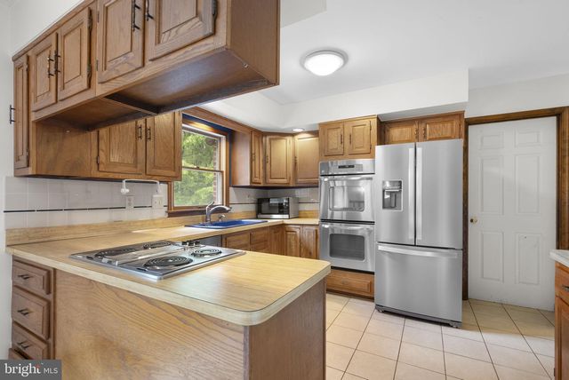 15220 REDGATE DR, Silver Spring, MD 20905