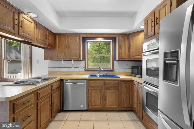 15220 REDGATE DR, Silver Spring, MD 20905