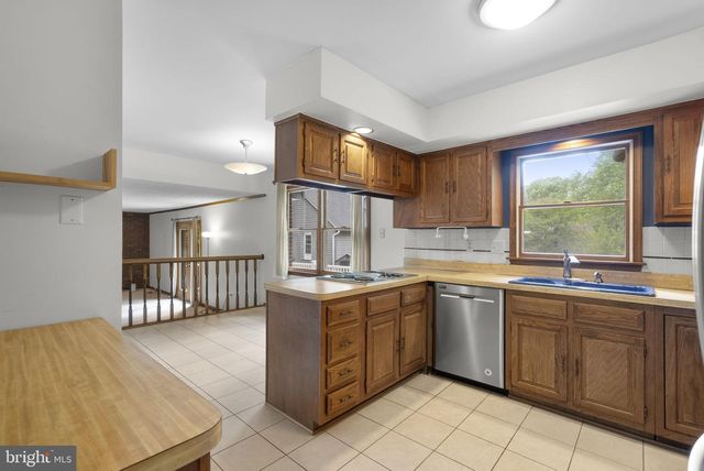 15220 REDGATE DR, Silver Spring, MD 20905