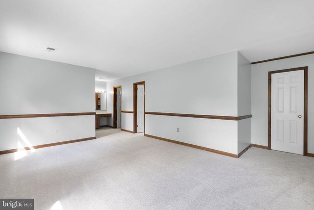 15220 REDGATE DR, Silver Spring, MD 20905