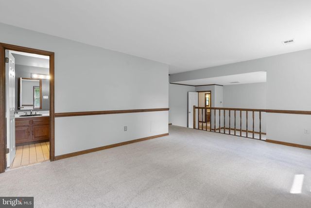 15220 REDGATE DR, Silver Spring, MD 20905