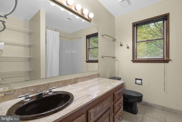 15220 REDGATE DR, Silver Spring, MD 20905