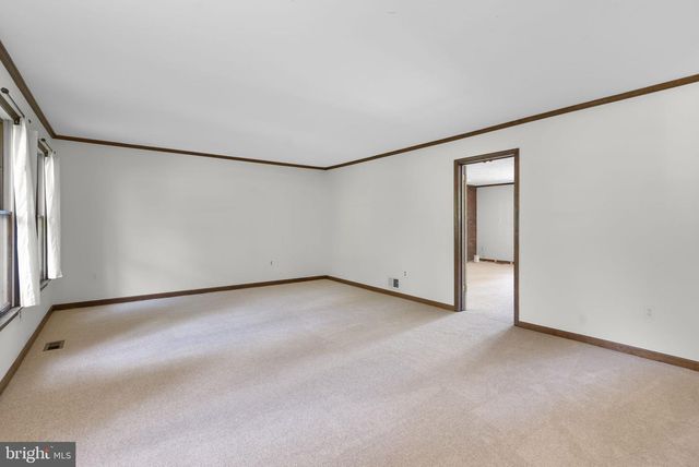 15220 REDGATE DR, Silver Spring, MD 20905
