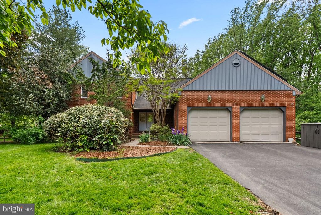 15220 REDGATE DR, Silver Spring, MD 20905