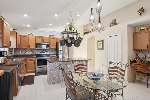 13908 CHALK HILL PLACE, Riverview, FL 33579