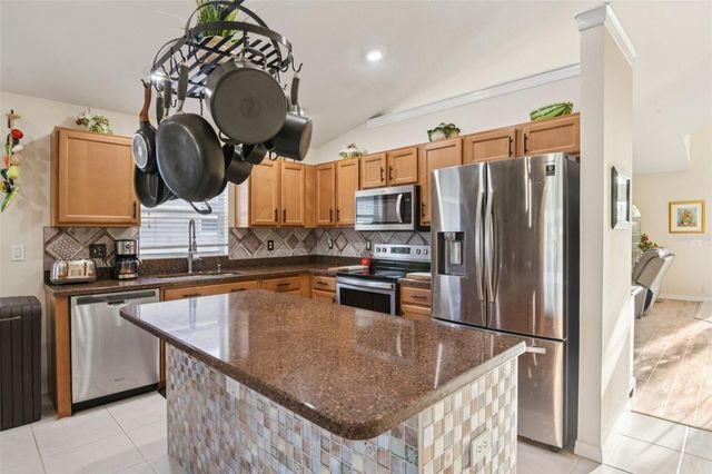 13908 CHALK HILL PLACE, Riverview, FL 33579