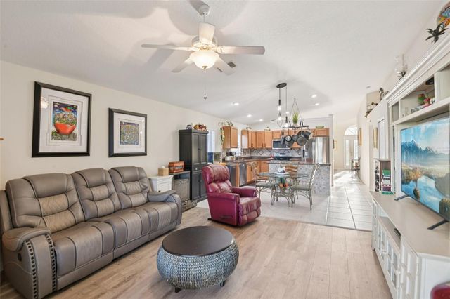 13908 CHALK HILL PLACE, Riverview, FL 33579