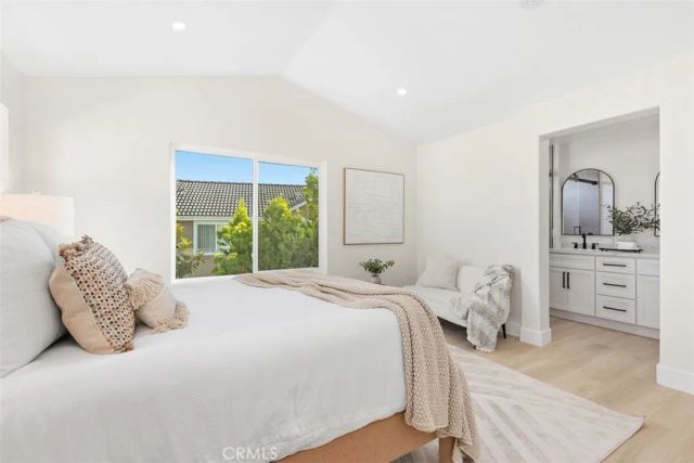 5 Chatri Circle, Lake Forest, CA 92610