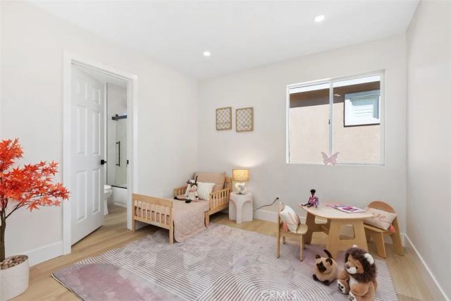 5 Chatri Circle, Lake Forest, CA 92610