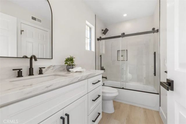 5 Chatri Circle, Lake Forest, CA 92610