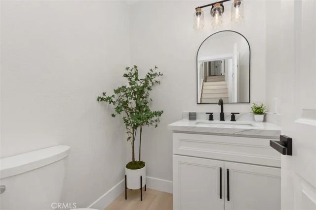 5 Chatri Circle, Lake Forest, CA 92610