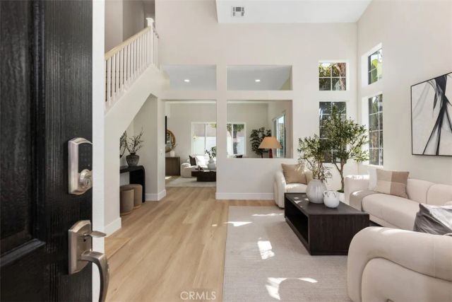 5 Chatri Circle, Lake Forest, CA 92610