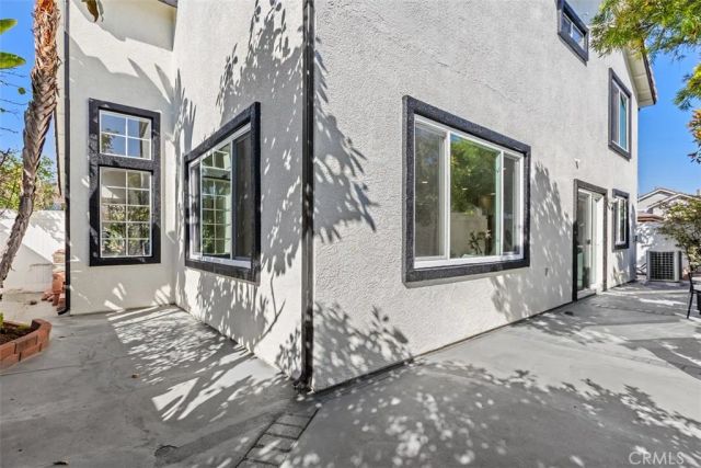 5 Chatri Circle, Lake Forest, CA 92610