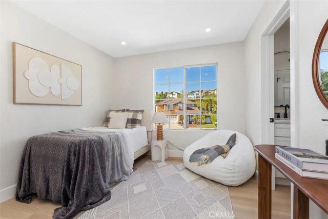 5 Chatri Circle, Lake Forest, CA 92610