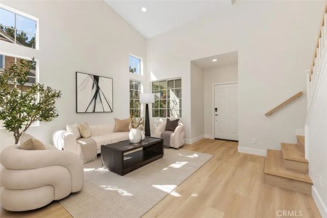 5 Chatri Circle, Lake Forest, CA 92610