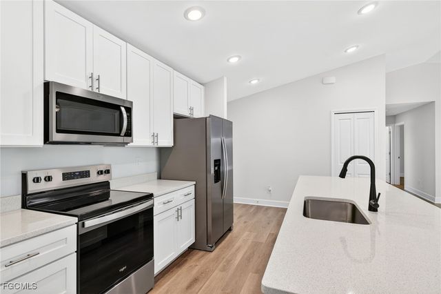 2144 NW 17th PL, Cape Coral, FL 33993