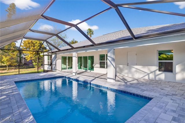 2144 NW 17th PL, Cape Coral, FL 33993