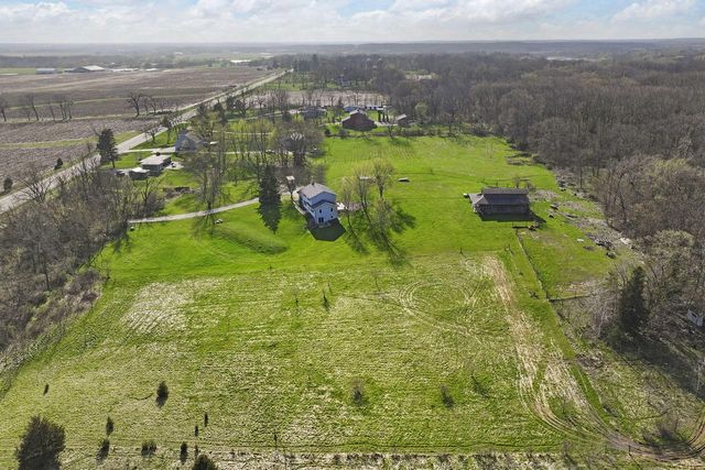 26326 Durand AVENUE, Kansasville, WI 53139