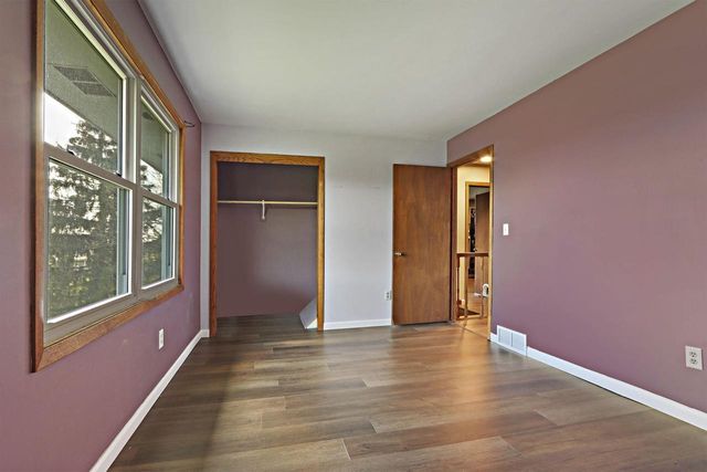 26326 Durand AVENUE, Kansasville, WI 53139