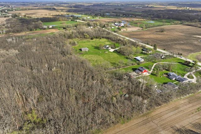 26326 Durand AVENUE, Kansasville, WI 53139