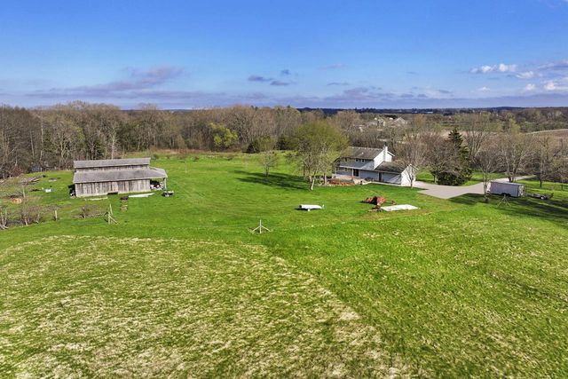 26326 Durand AVENUE, Kansasville, WI 53139