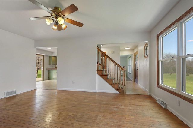 26326 Durand AVENUE, Kansasville, WI 53139