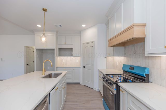 3811 NE 10TH Avenue, Amarillo, TX 79107