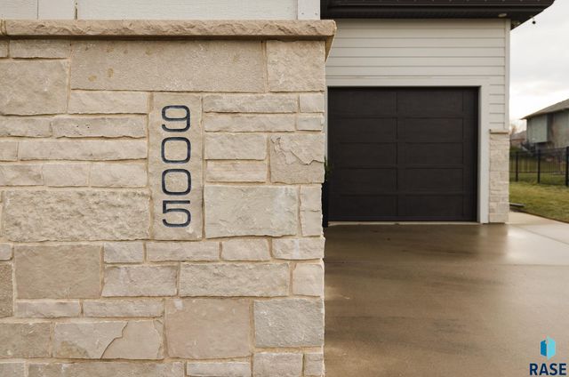 9005 W Dragonfly Dr Dr Drive, Sioux Falls, SD 57107