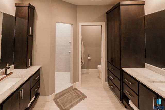 9005 W Dragonfly Dr Dr Drive, Sioux Falls, SD 57107