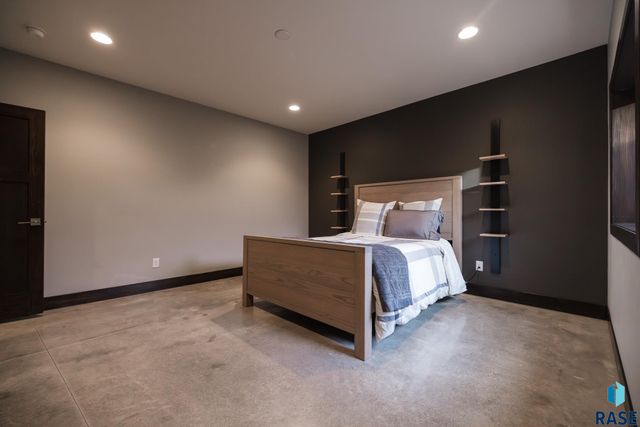 9005 W Dragonfly Dr Dr Drive, Sioux Falls, SD 57107