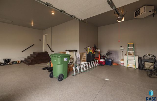 9005 W Dragonfly Dr Dr Drive, Sioux Falls, SD 57107