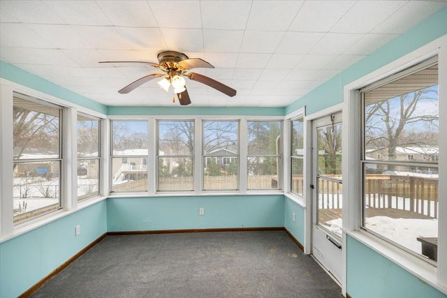 2480 Shryer Avenue E, North Saint Paul, MN 55109