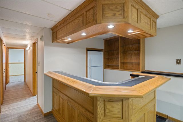 2480 Shryer Avenue E, North Saint Paul, MN 55109